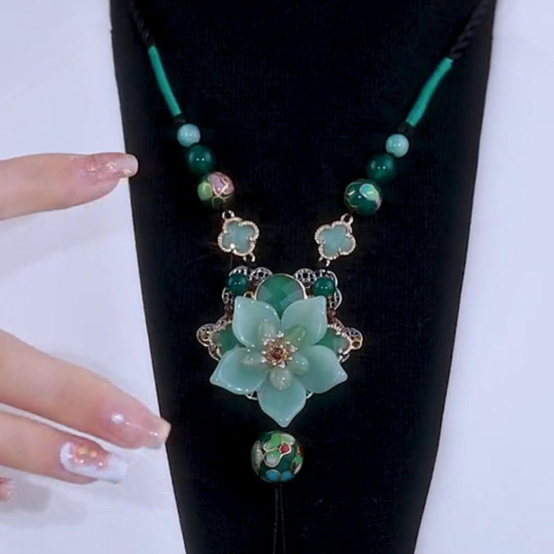 💞 Luxus Lotus Opal nyaklánc és pulóver lánc