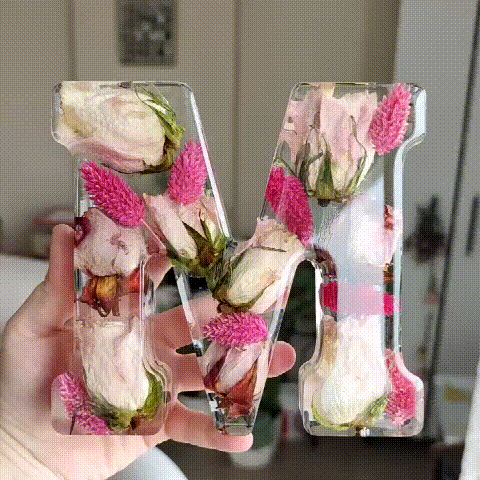 🌸Kézzel készített virággyanta éjszakai lámpa